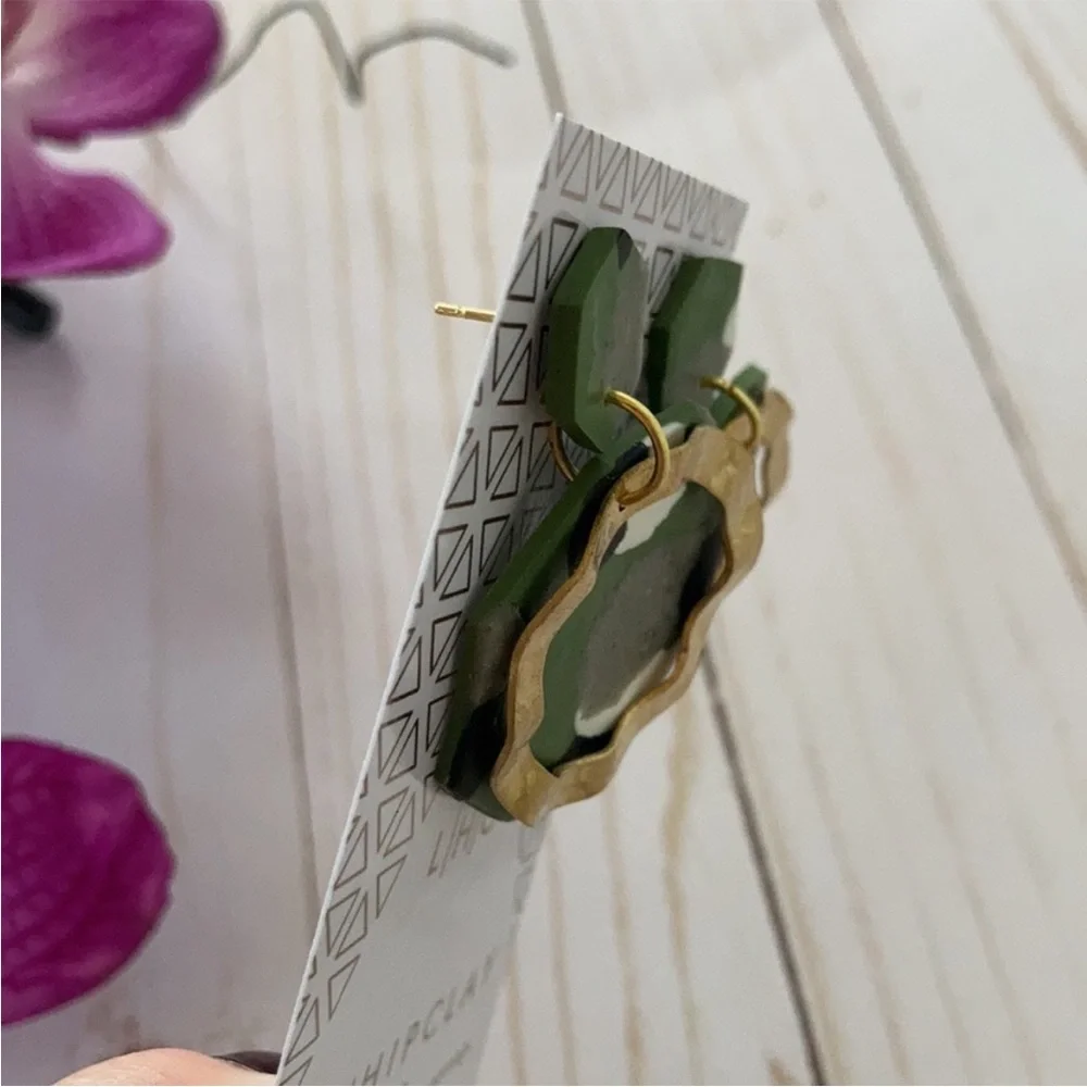 Camo Print & Hammered Gold Dangle Earrings - Picture 4 of 7